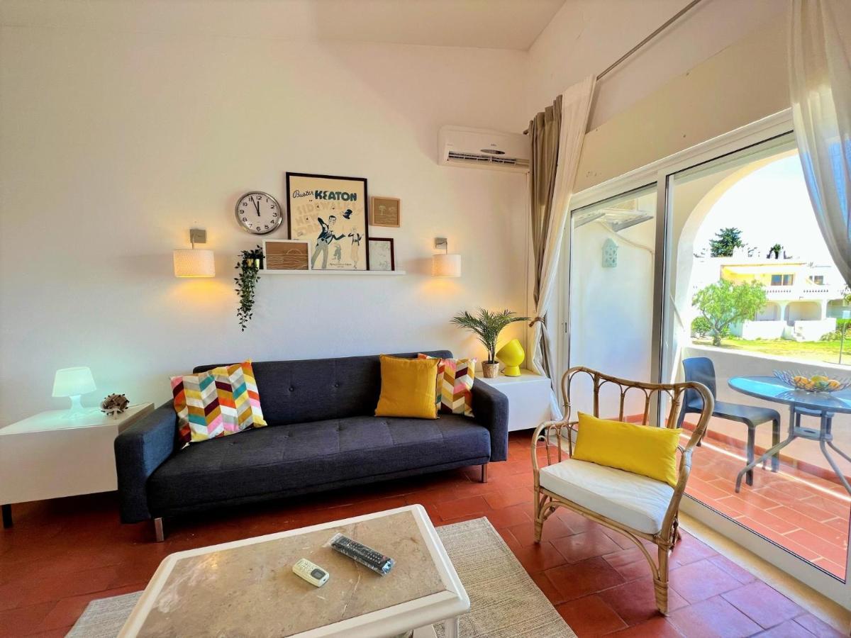 Armacao De Pera Twins 1 By Homing Apartman Kültér fotó